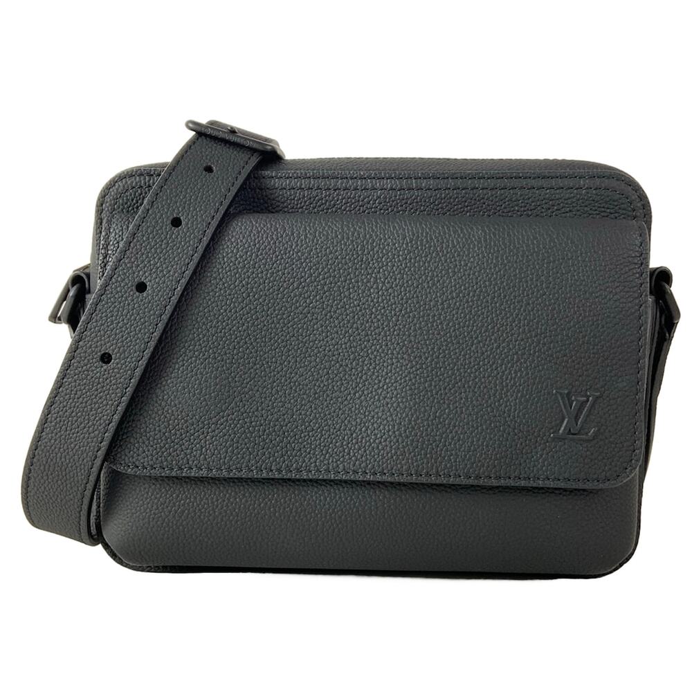 Louis Vuitton Boarding Messenger LV Aerogram Shoulder Bag M15265